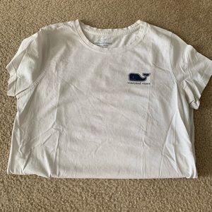 Vineyard Vines short sleeve t shirt
